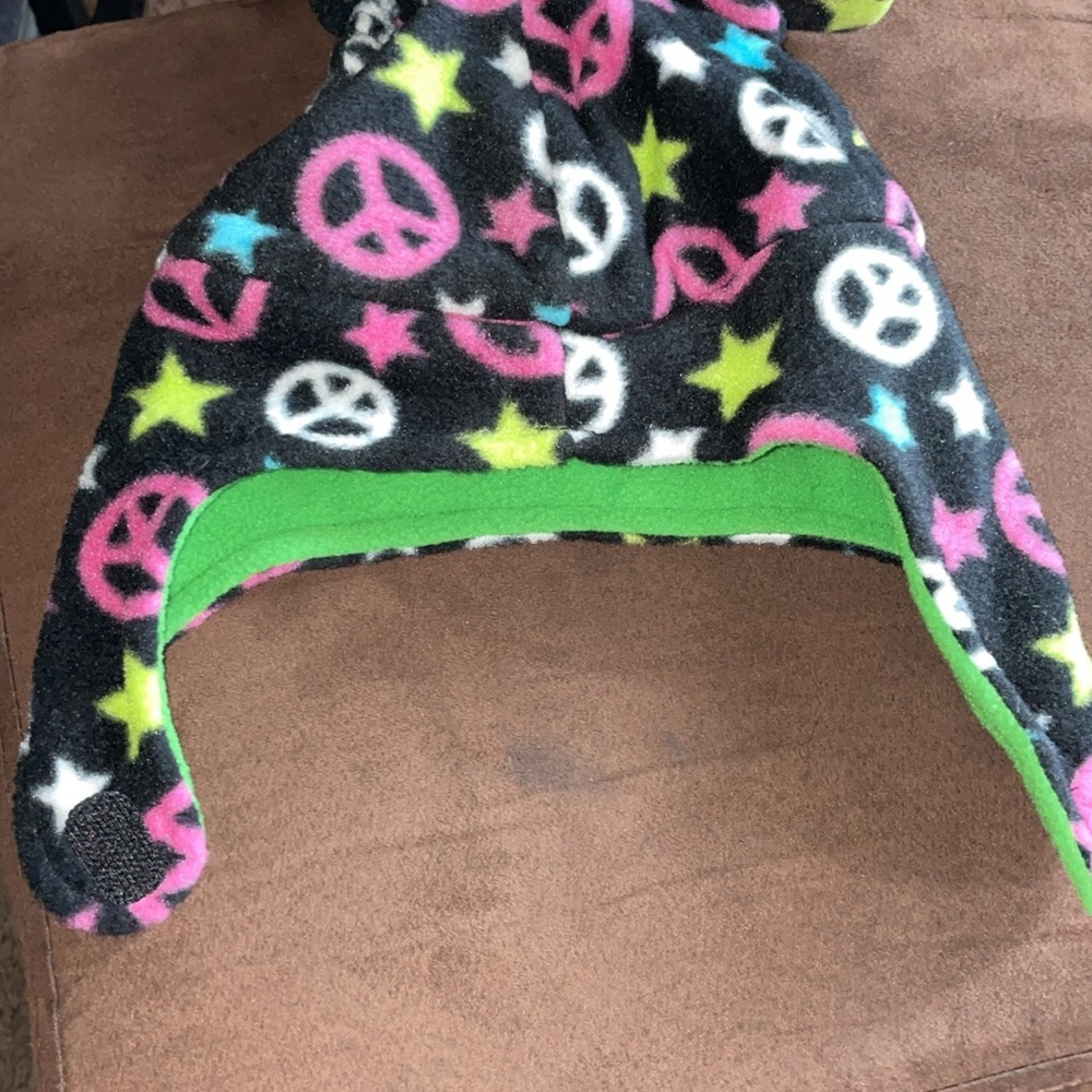 High Desert Gear Kids Star Peace Sign Hat with Ears and Mittens Fleece Set NWT